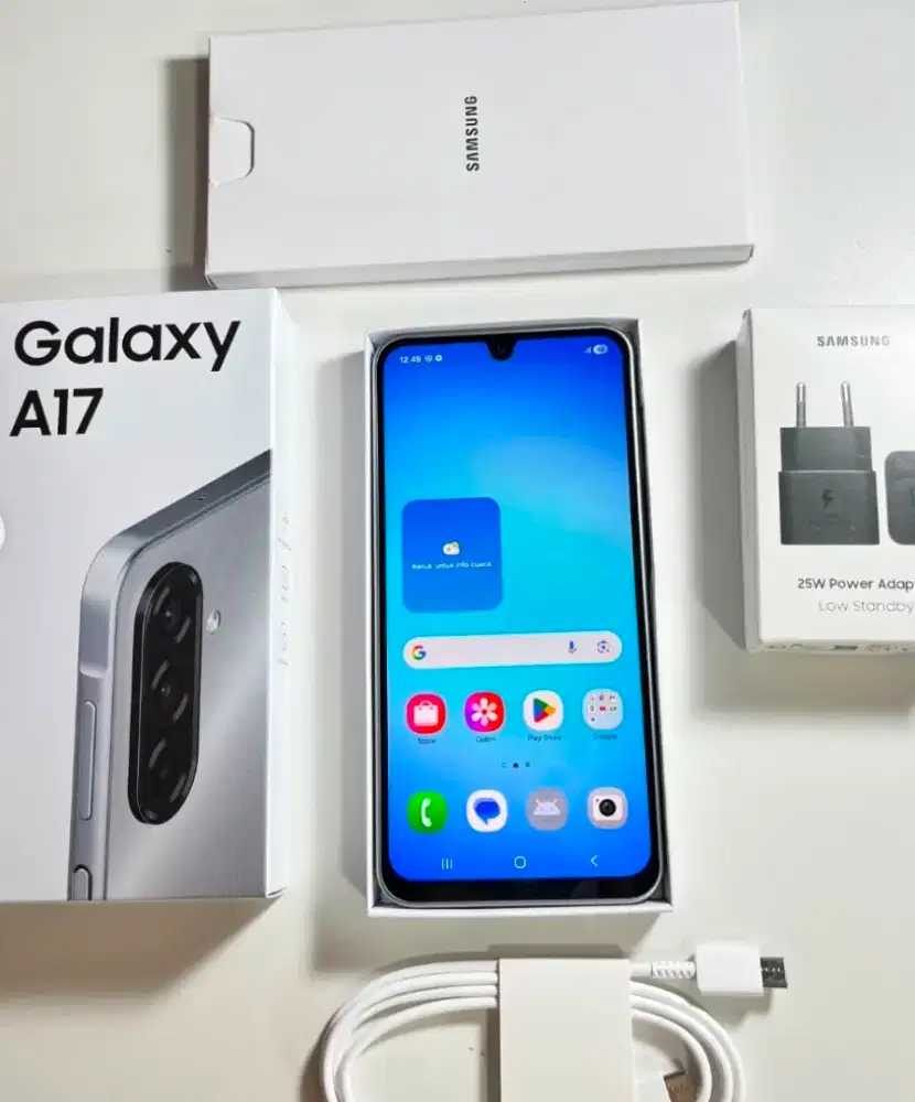 Samsung a17 4G 4/128 layar super amoled baru pakai 15hari
