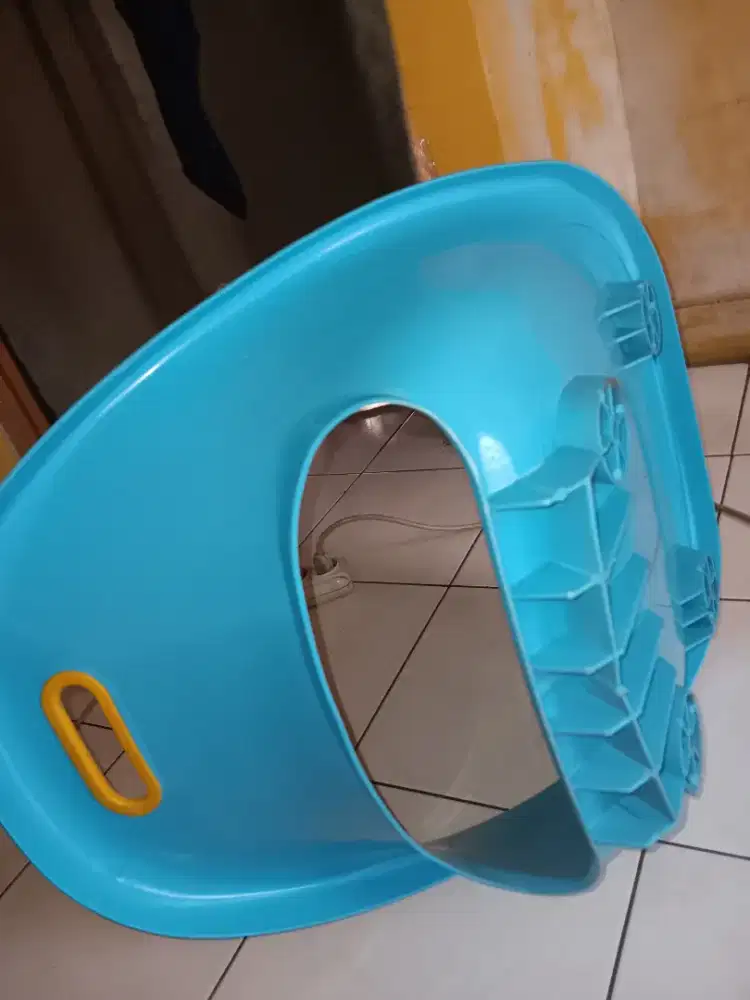 Kursi untuk lesehan