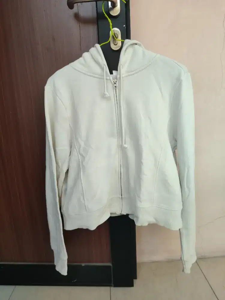 Preloved Jaket GU Global Uniqlo