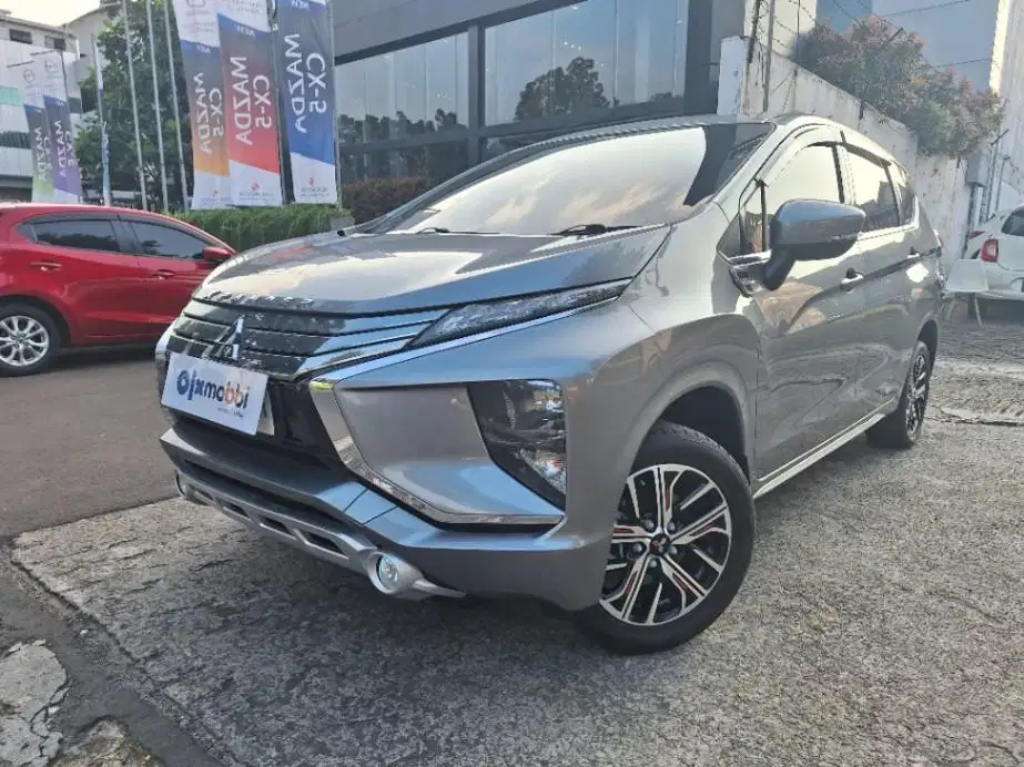 DP MURAH Mitsubishi Xpander 1.5 Sport Bensin-AT 2018 Abu CPVBB
