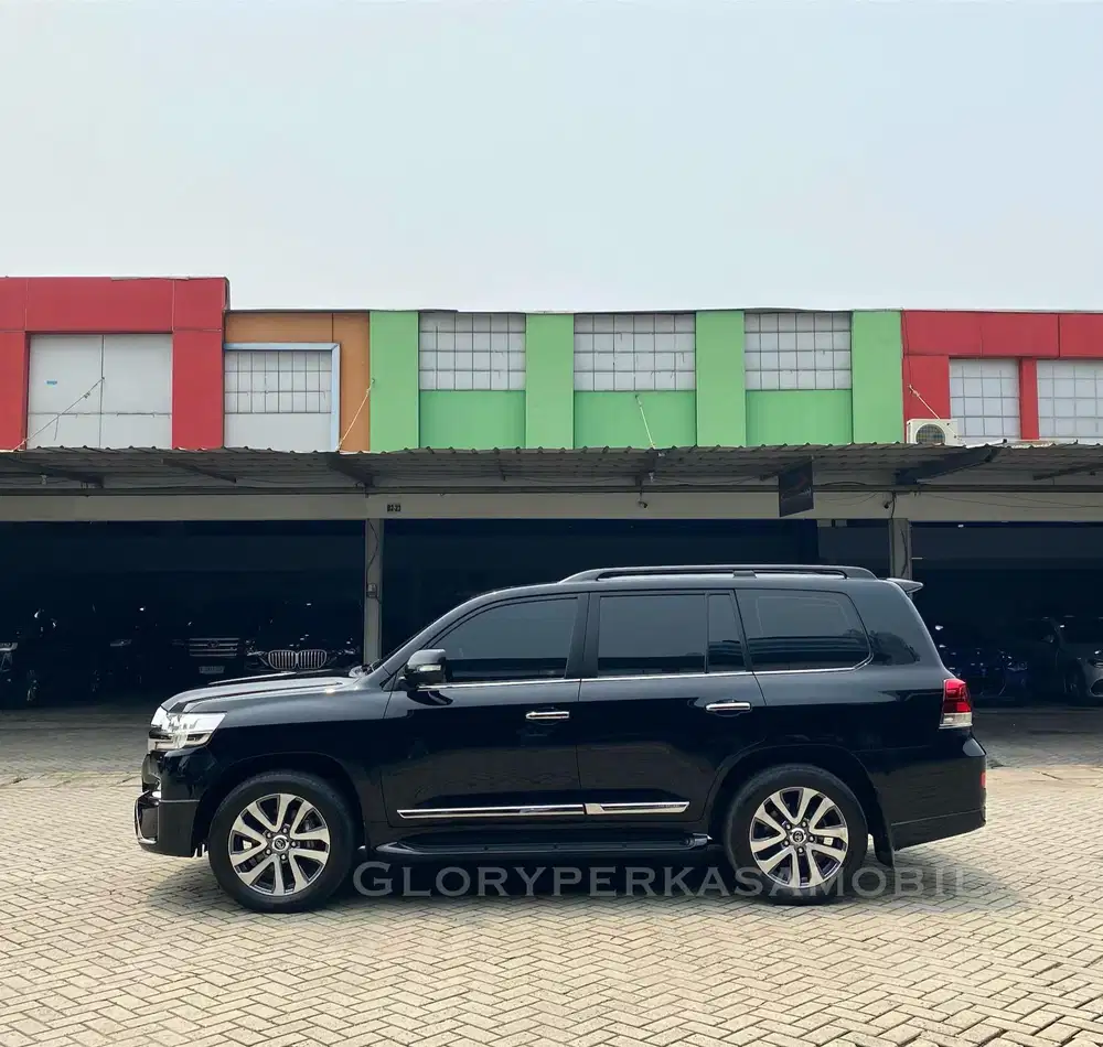 Toyota Land Cruiser VXR 2019/ 2020 KM 31rb ANTIK Toyota LC200 LC 200