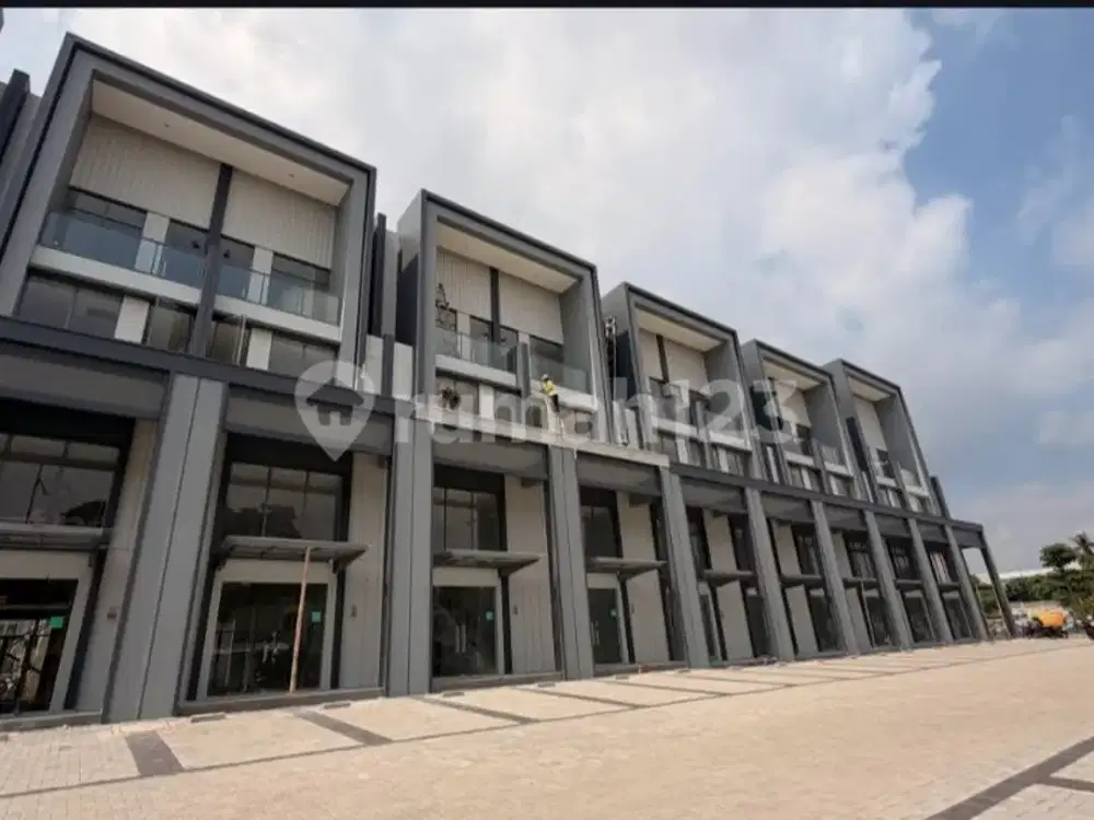 Brand New Hudson Studio Loft Double Facade di Gading Serpong