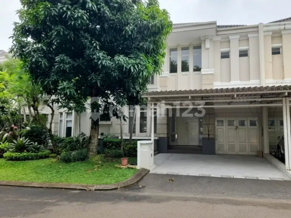 Rumah Terawat Lebar 12 di Pelican The Springs Gading Serpong