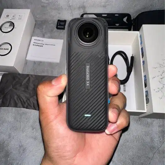 Insta360 X4 Action Cam 8K 4K Mulus No Minus Garansi On