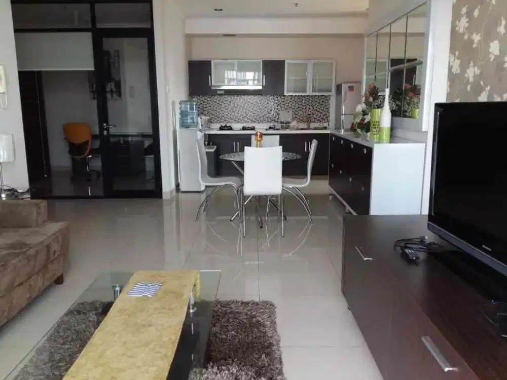 spesialis Apartement hamptons park 2 bed besar bisa KPA