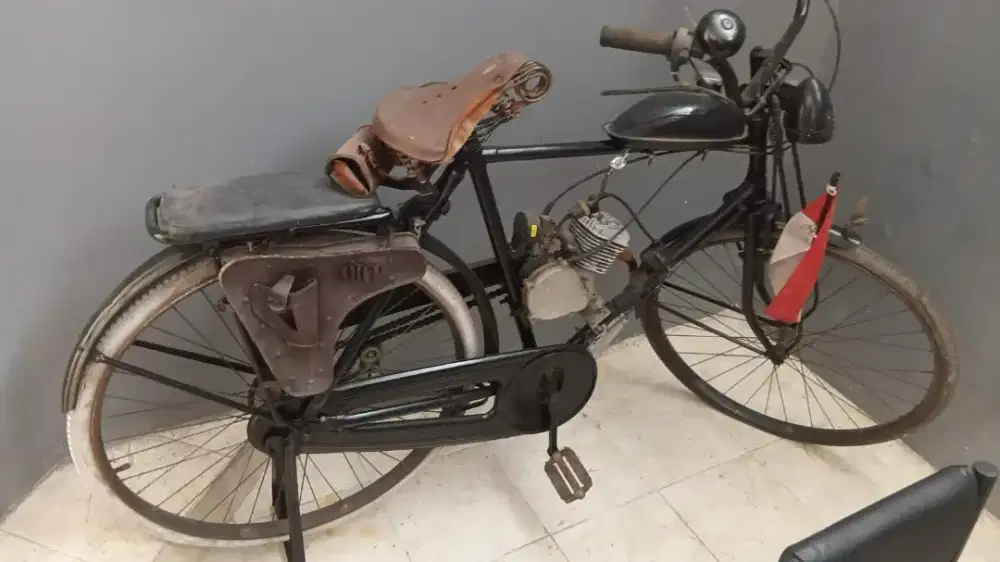 Sepeda ontel ada mesin motornya