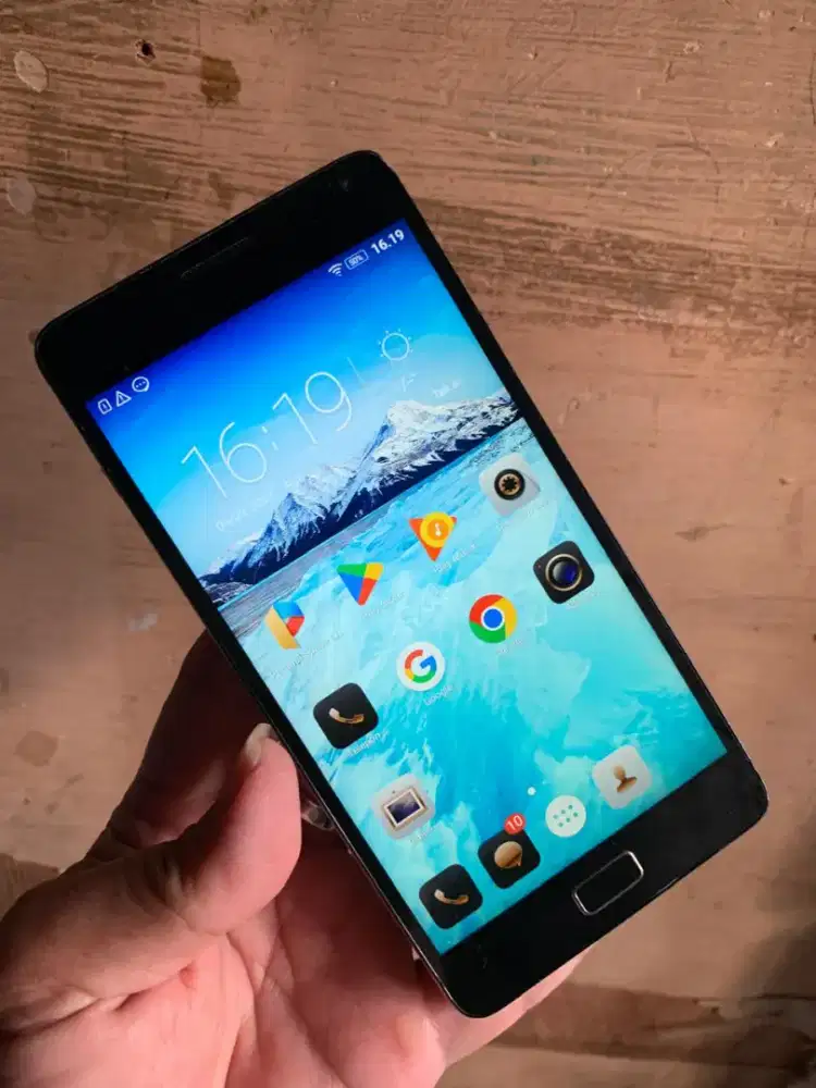 Dijual Cepat Hp Lenovo VIBE P1 Turbo Ram 3/32