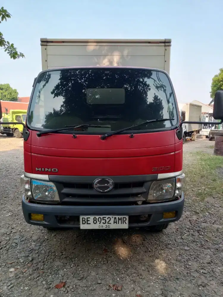 HINO DUTRO 130MDL BOX 2020
