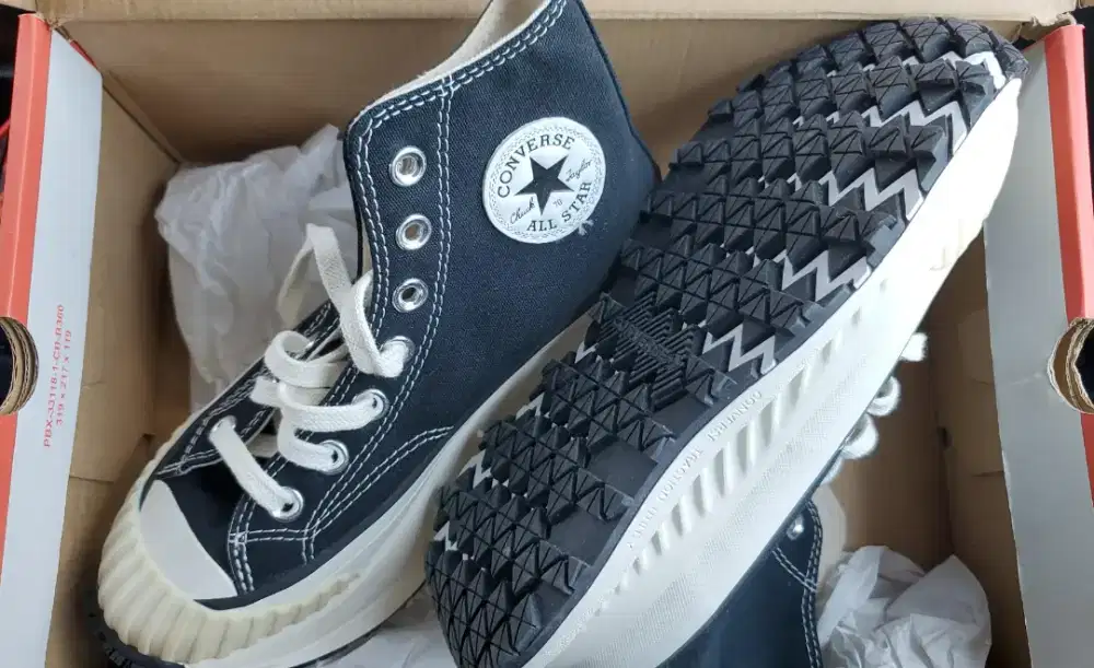 Converse All Star
Chuck Taylor Edition Last Pair Size 35