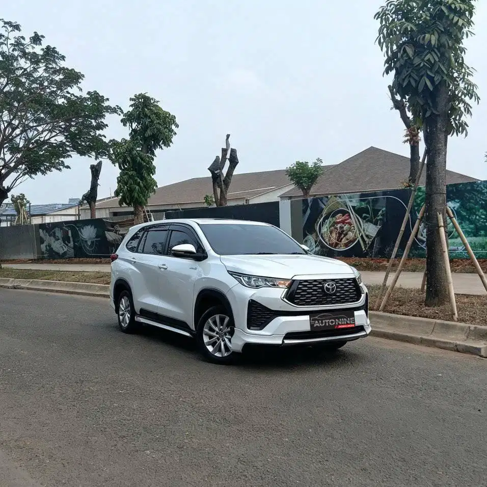TOYOTA KIJANG INNOVA ZENIX V MODELLISTA HYBRID AT 2024