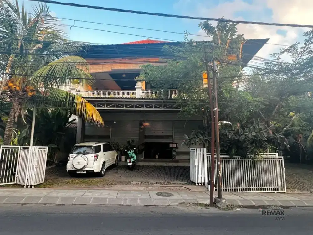 Existing Café 2 Lantai Disewakan di Padang Linjong, Canggu
