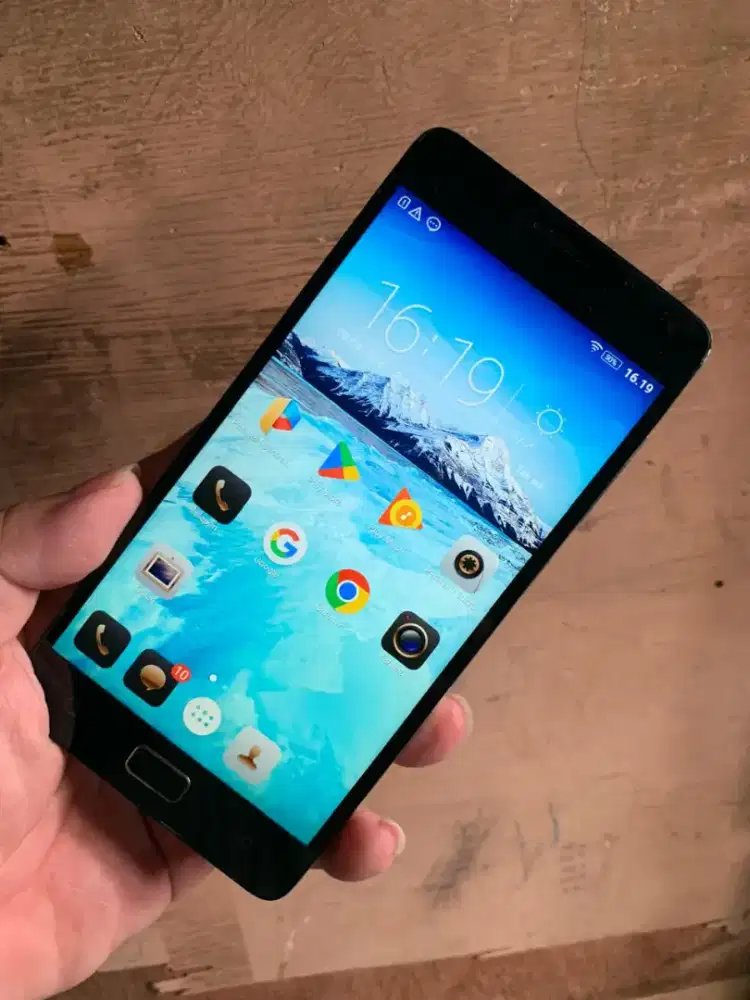 Dijual Cepat Hp Lenovo VIBE P1 Turbo Ram3/32