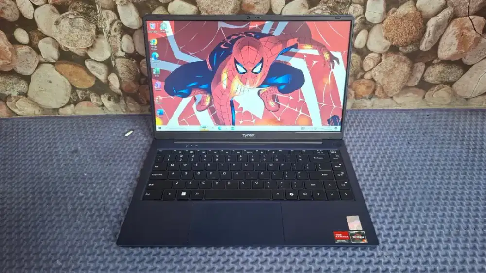 Laptop Zyrex Amd Ryzen 5 3500U Ram 16/512 Mulus No Minus