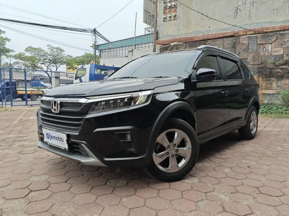 DP MURAH Honda BR-V 1.5 E Bensin-AT 2022 Hitam CWIGB