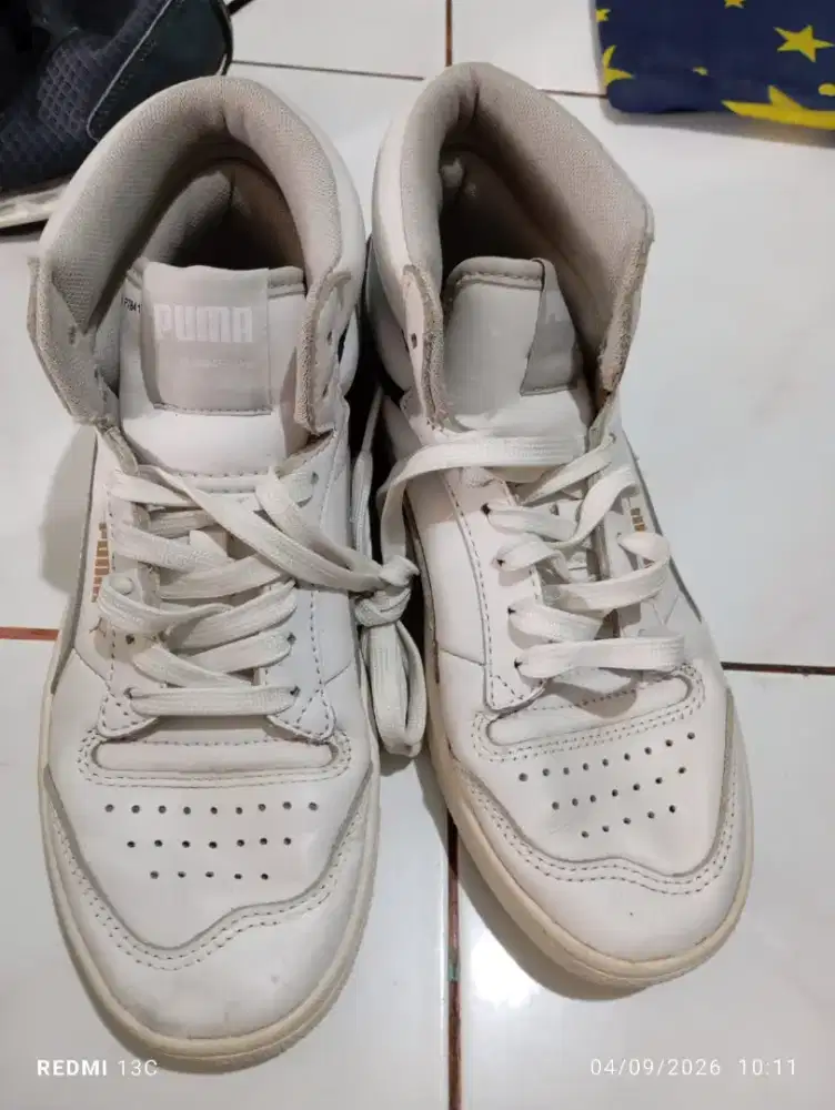 Sepatu thrift PUMA