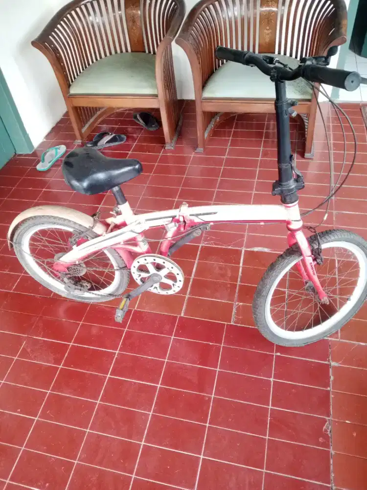 Sepeda lipat merk Exotic