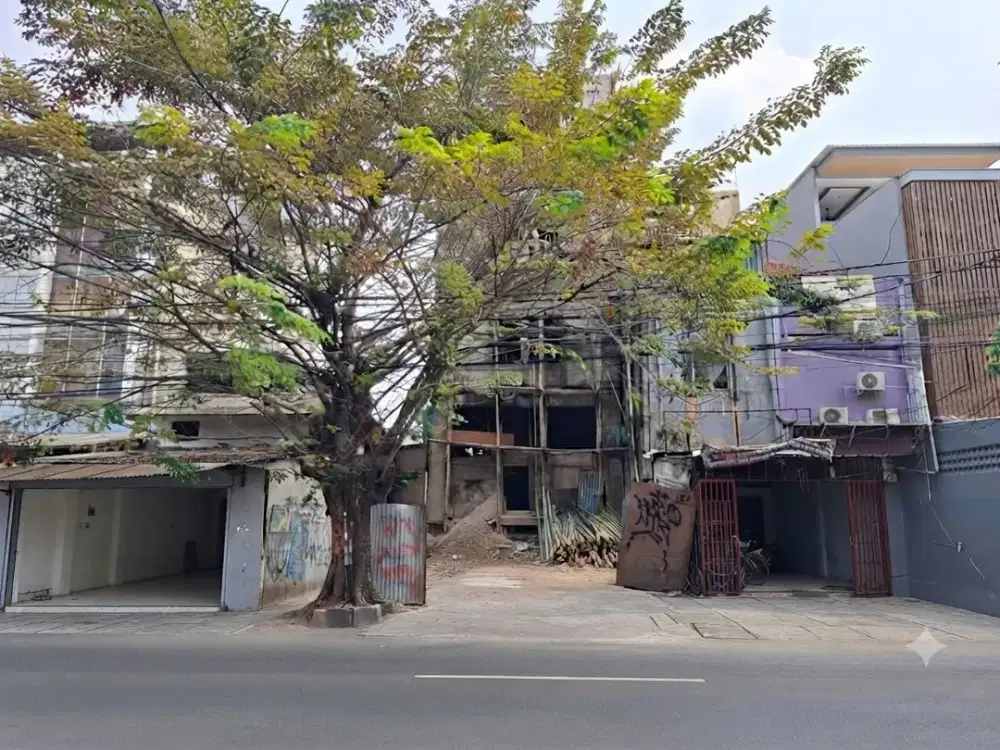 Ruko stategis Di kebayoran lama