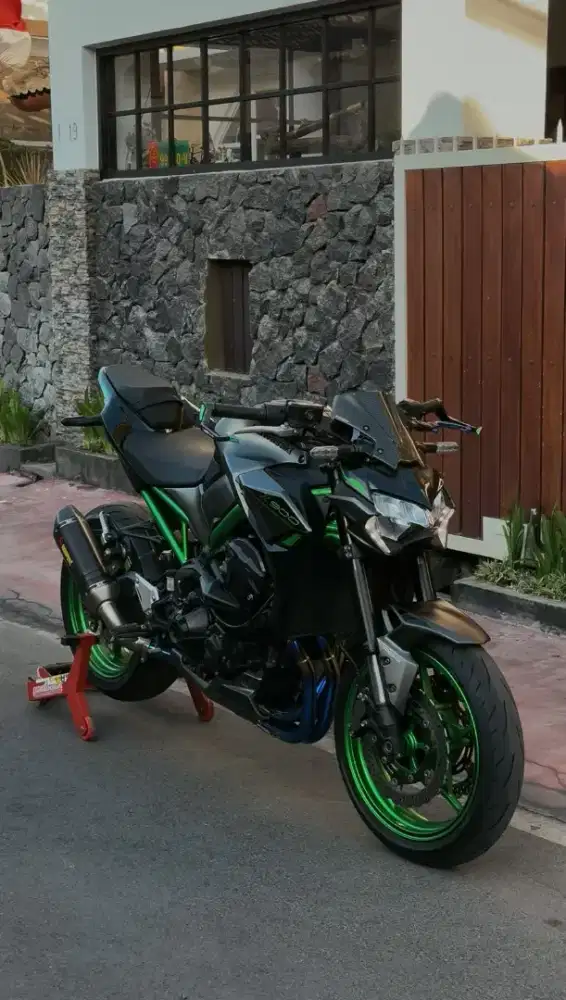 Kawasaki z900 2024