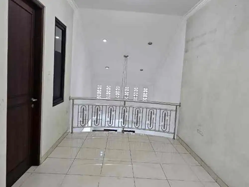 Dijual Rumah di Kelapa Cengkir kelapa gading