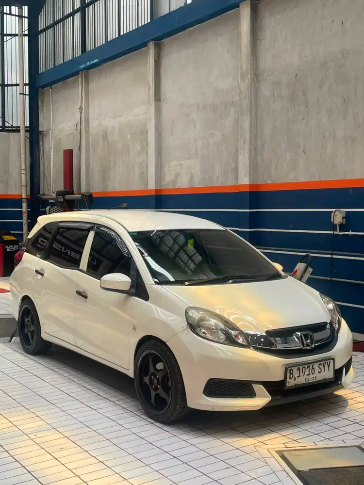 DIJUAL HONDA MOBILIO S 2014
