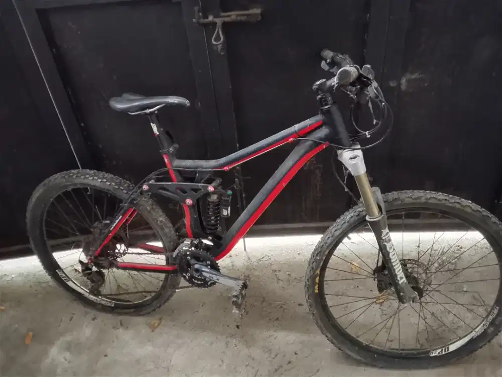 Di jual sepeda gunung downhill mtb
