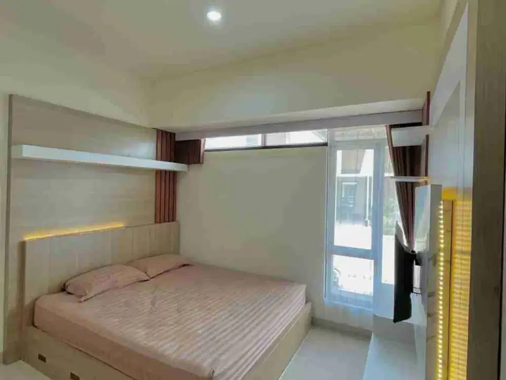 .......disewa rumah full furnish di podomoro park dekat stt telkom, tol, mall, rumah sakit lengkap dengan club hause....