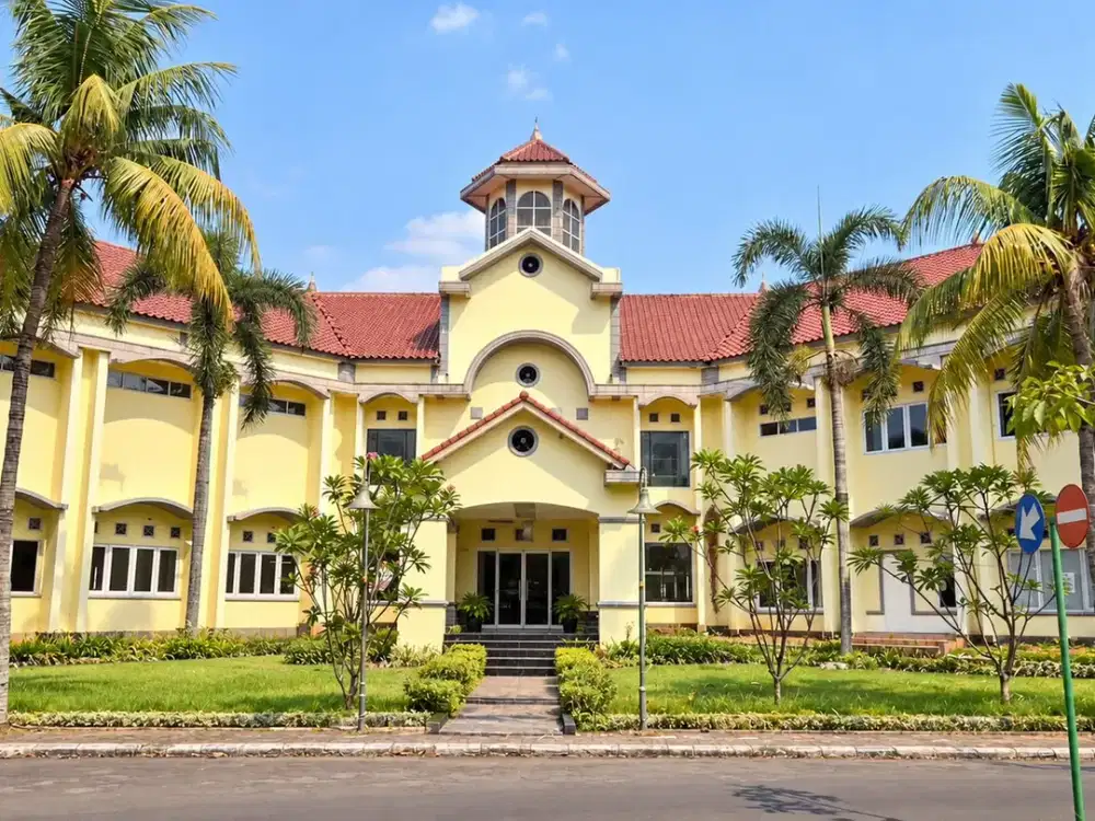 DIJUAL PROPERTI KOMERSIAL DENGAN LAHAN LUAS DI DEPOK
