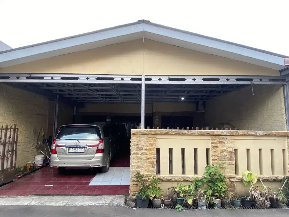 Rumah Luas 1 Lantai 11 Menit ke Stasiun Lenteng Agung Siap KPR J-47779