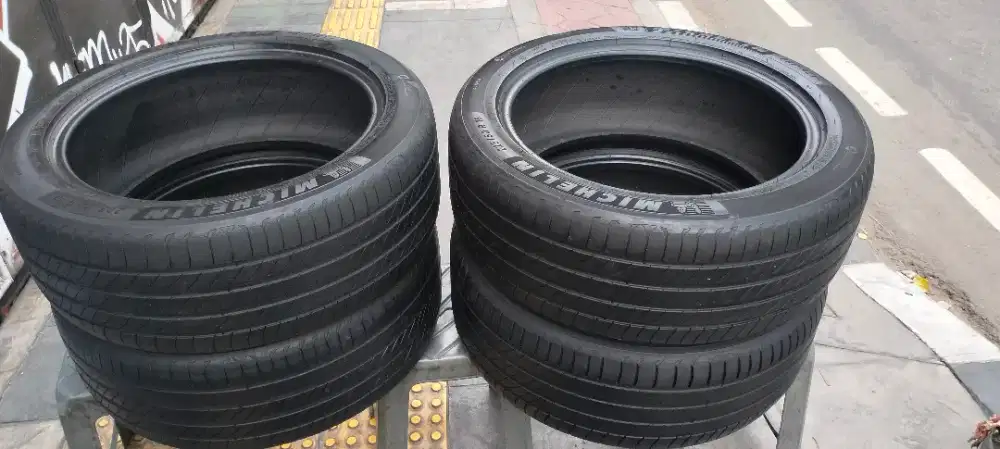 4ban 225/50/R18 Michelin Primacy 4 nik 2025 90% hub Wa gan