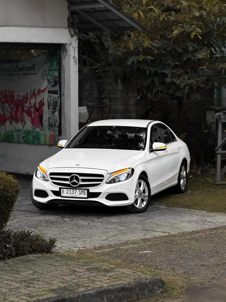 [CASH TERMURAH] Mercedee Benz Mercy c200 2017