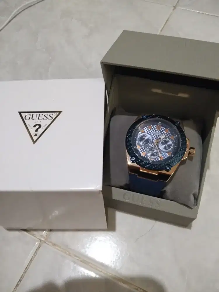 jam guess blue rubber