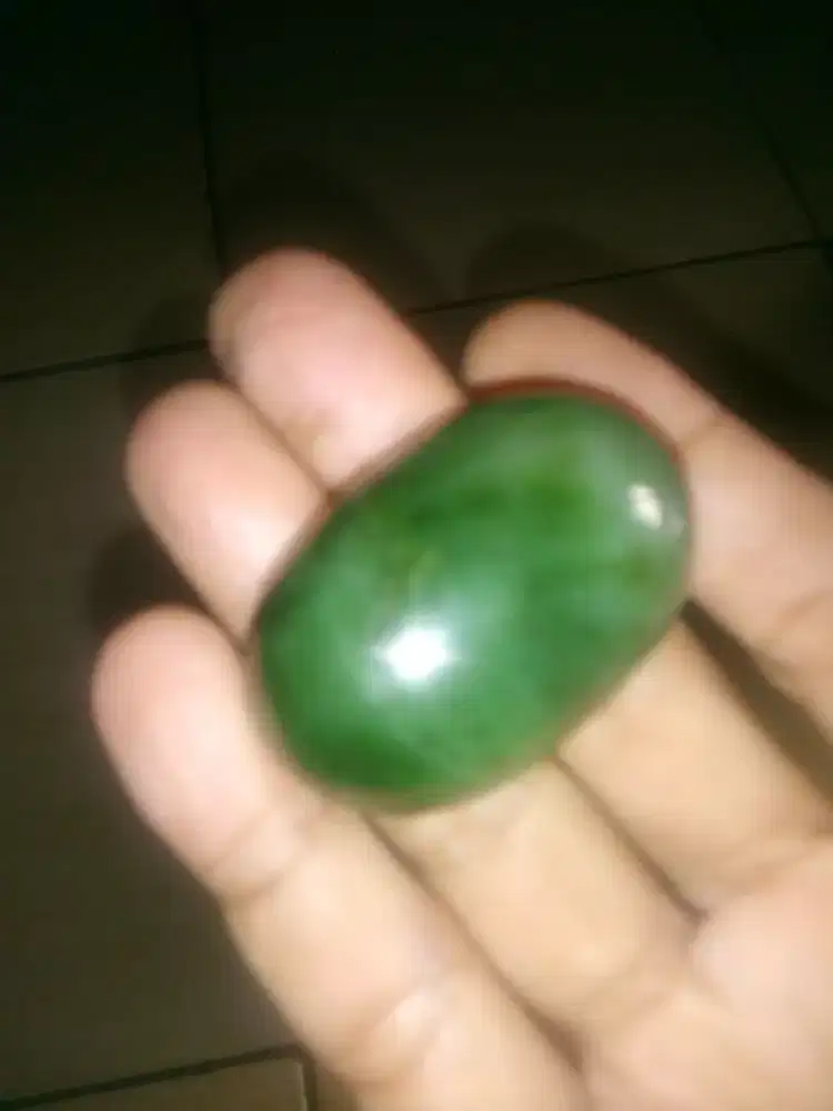 Batu giok aceh hijau dan batu giok ungu