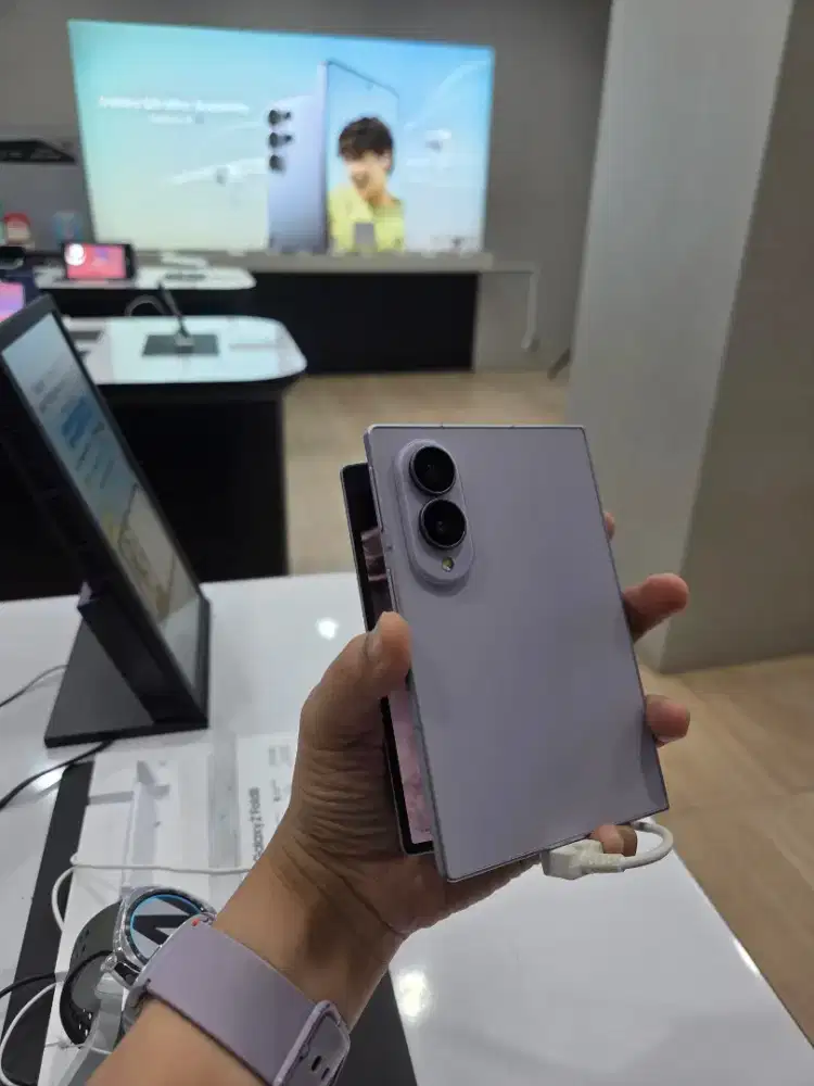Samsung galaxy Z fold 8