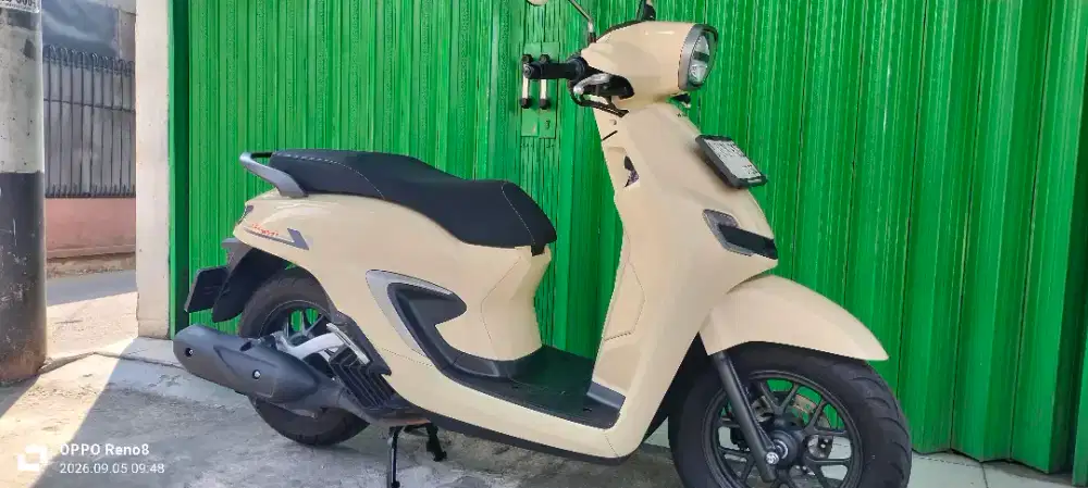 Honda Stylo CBS 160 th 2025 krem