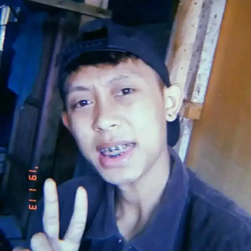 asalamualaikum nama saya wahyu aliando sedang mencari kerjaan