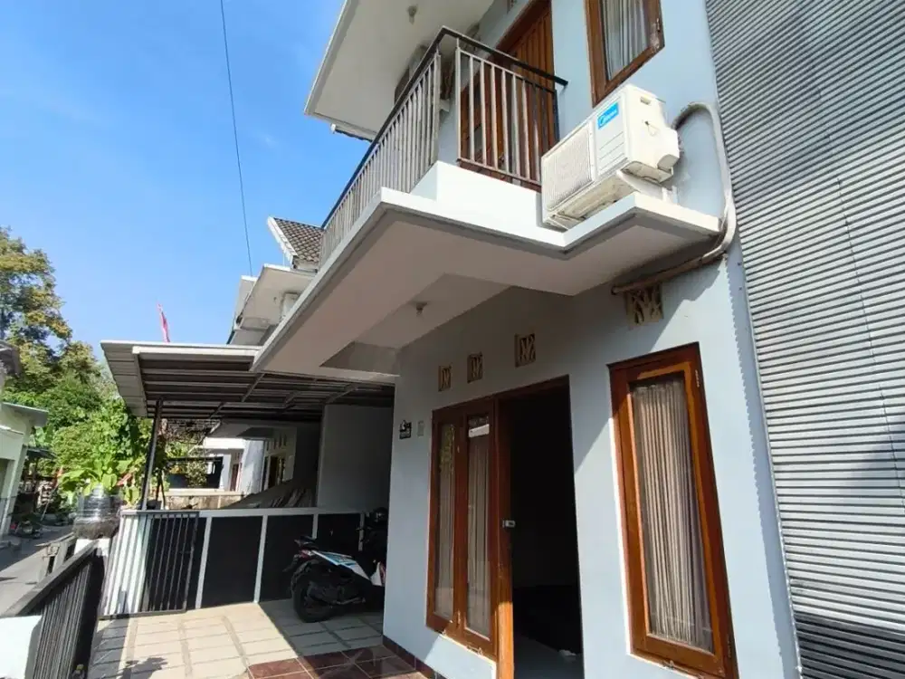 Rumah 2 lantai Utara Lapangan Sambego Maguwoharjo, Bisa KPR