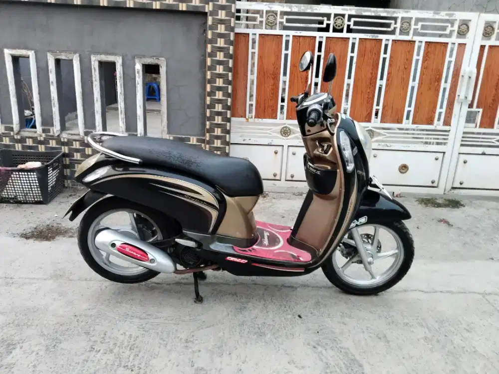 Honda scoopy F1 th 2013 plat 2030 mesin halus