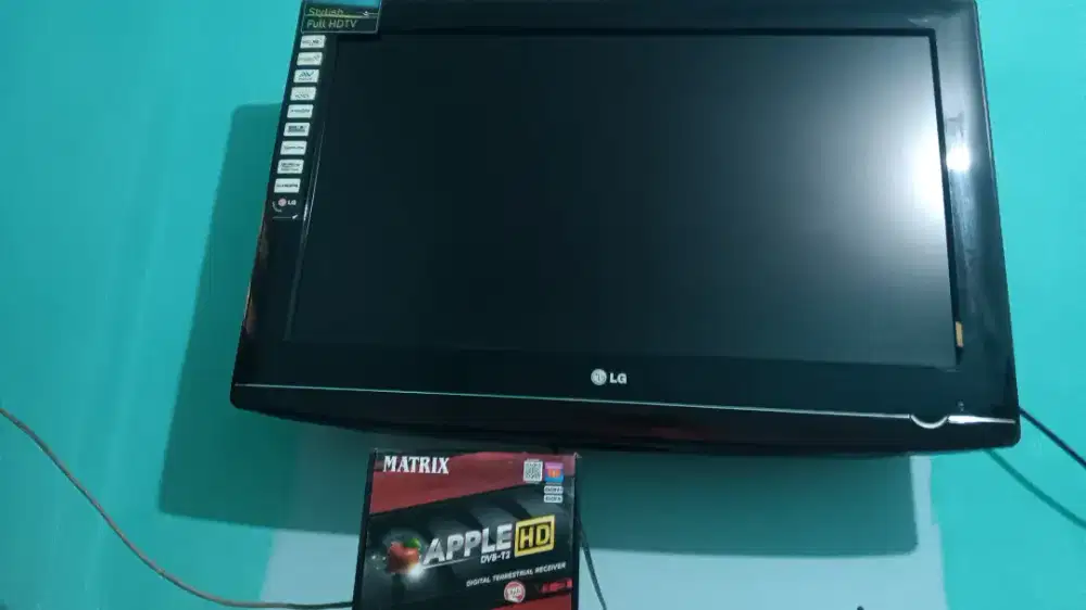 LG tv. 32 in. Bonus matrix