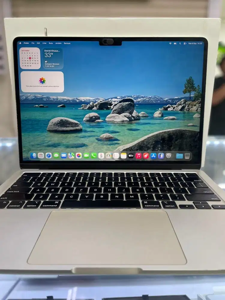 Macbook Air M2 8/256gb ibox Fullset