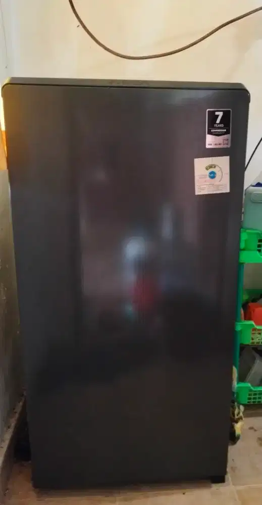 Kulkas Aqua 1 pintu
