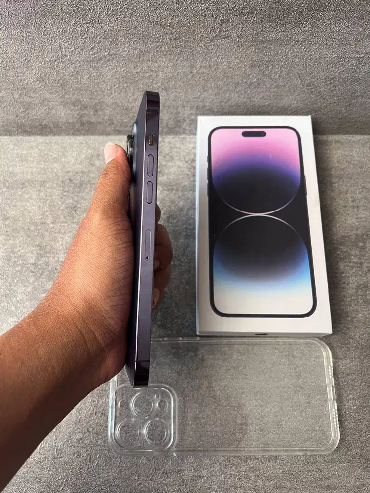 Phone 11 / XR Warna Putih/Silver