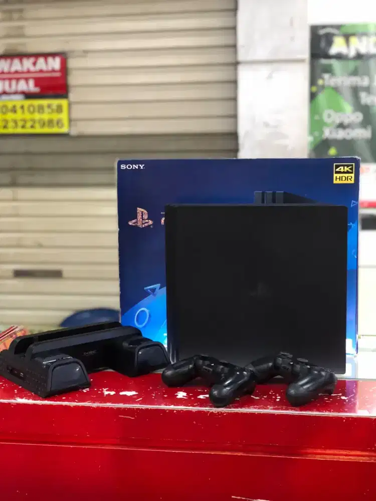 PS4 Pro 1TB Fullgame