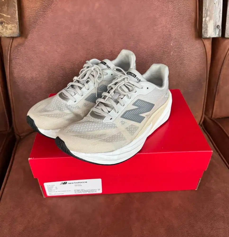 New balance fuelcell Rebel V5