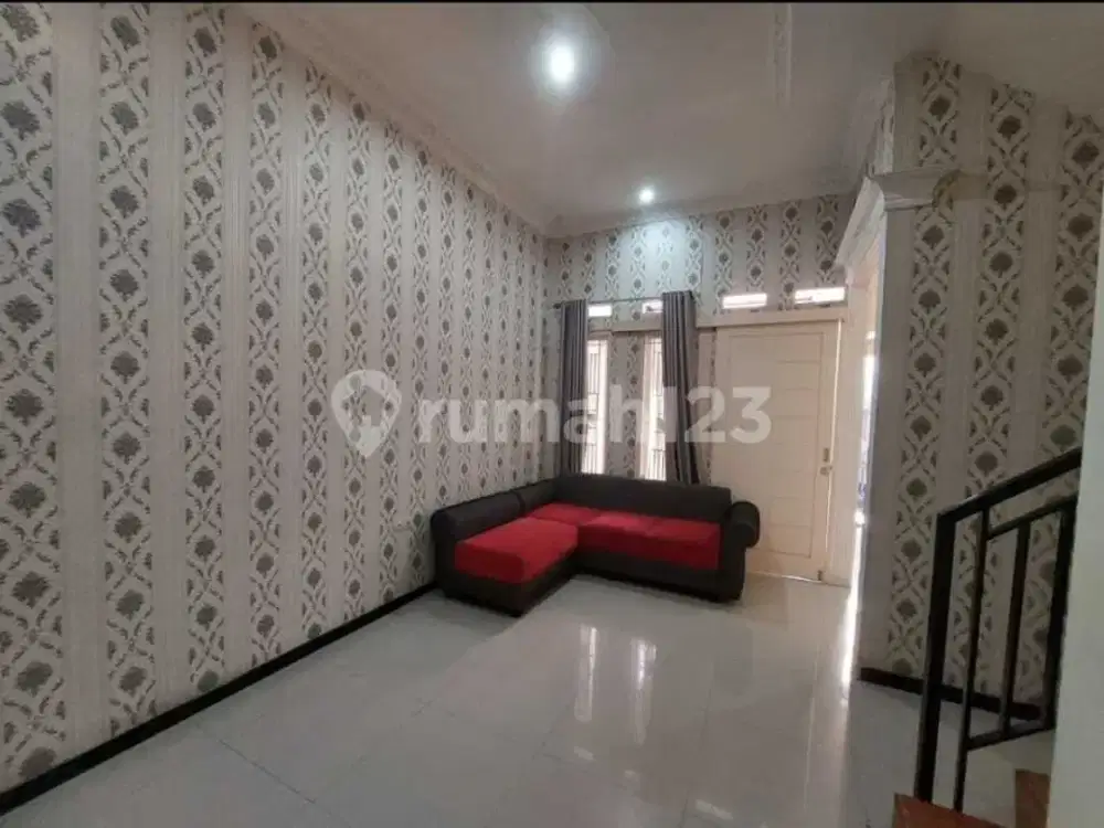 Rumah Dijual, Siap Huni 2 Lantai Pejaten Timur - Pasar Minggu Jakarta Selatan Dekat : Stasiun Pasar Minggu, Aeon Tanjung Barat, Pintu Tol Simatup