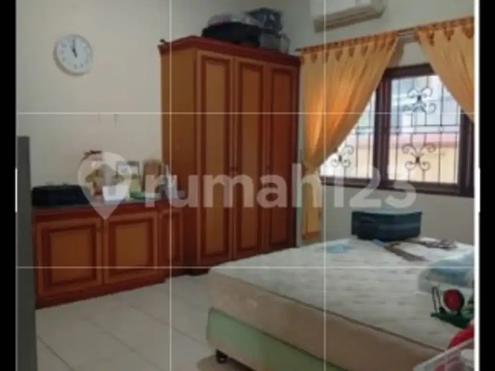 ‎Rumah Hook Muara Karang ‎Hitung Tanah, Bangunan Bonus ‎‎Lt 290 LB 300‎.2 Lantai‎kt 5+2‎Km 3+1,‎Hadap Utara Timur ‎Akses 3 Mobil‎ SHM On Hand ‎‎H