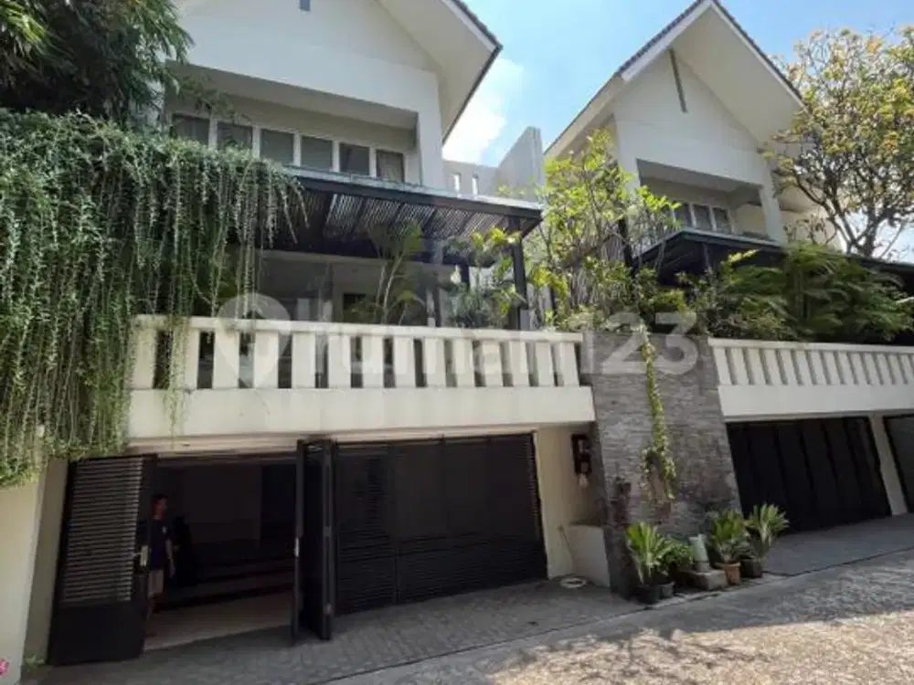 FOR RENT - EXPATRIATE ONLY - Tulodong Bawah, SCBD - Jakarta Selatan
