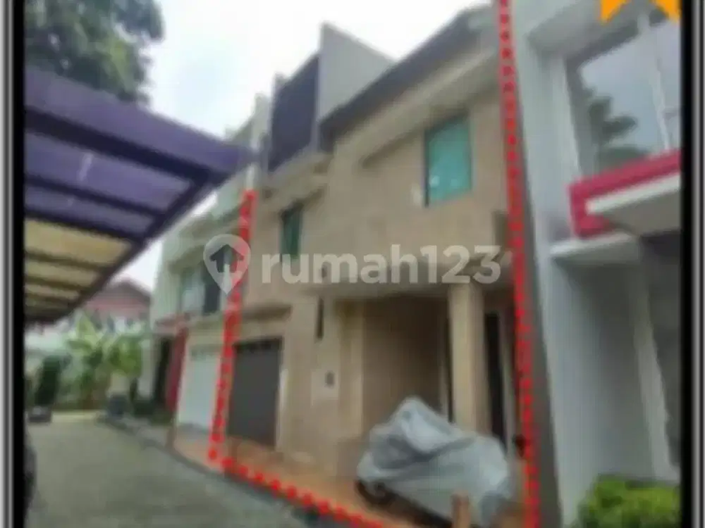 Dijua Rumah Kebayoran Lama 3 Lantai,Senayan Golf Residencehadap Selatan Rp 6 400 000 xxx