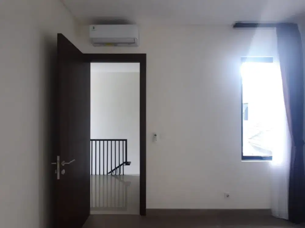 Termurah Disewakan Rumah Semi Furnish 2 Lantai di Podomoro Park Wangsagriya Kota Bandung