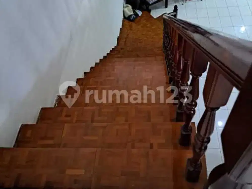 Dijual Rumah Siap Huni di Danau Agung, Sunter Jakarta Utaraluas Tanah : 360 Mukuran : 12X 30 M2luas Bangunan : 450 M2lt 1 - 1 Kamar Tidur + Kamar