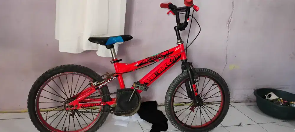 Sepeda anak ukuran 18